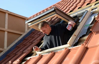 Pose de fenêtres de toit Velux à Carly